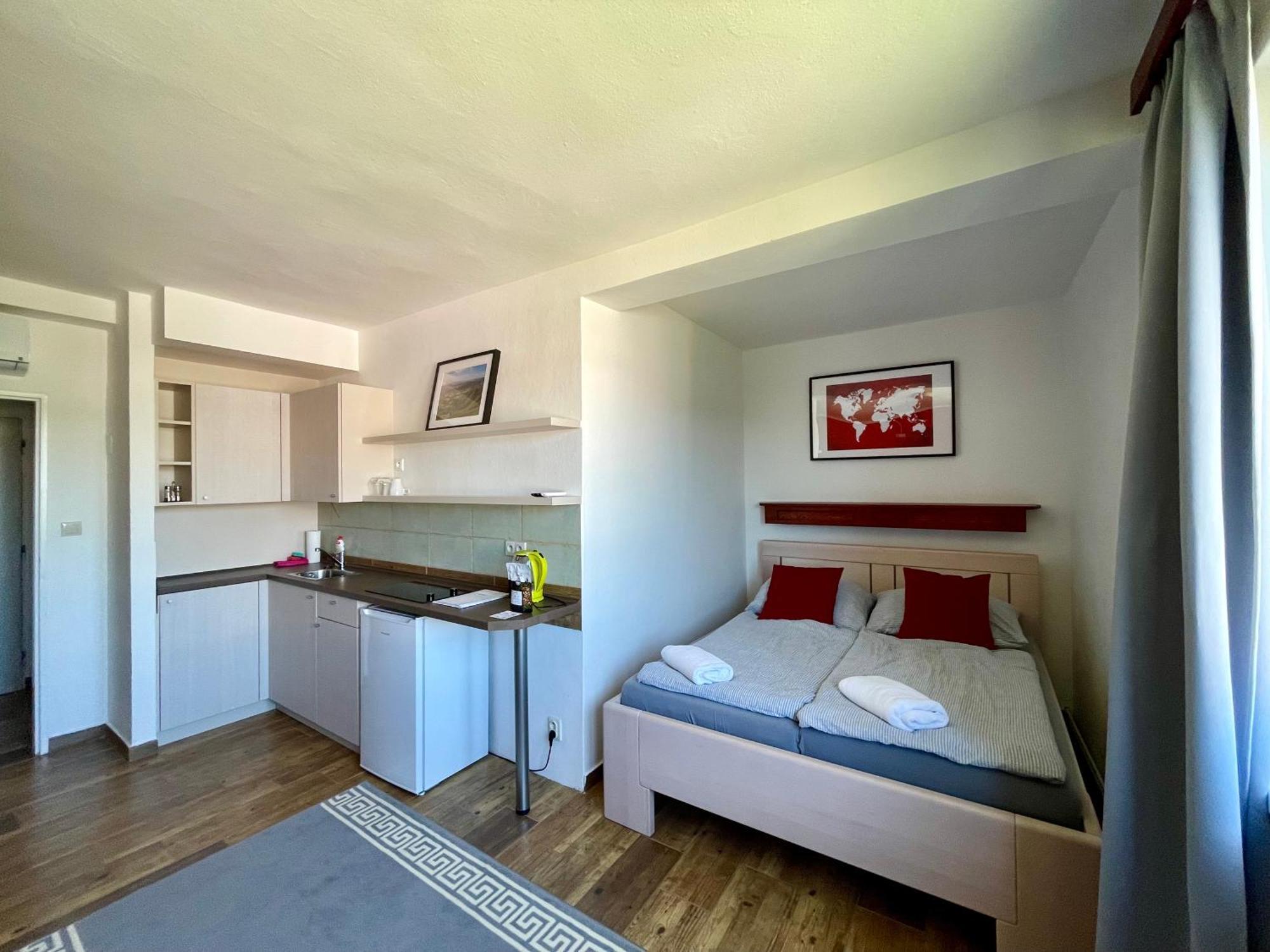 Penzion U Prehrady Luhačovice Kamer foto